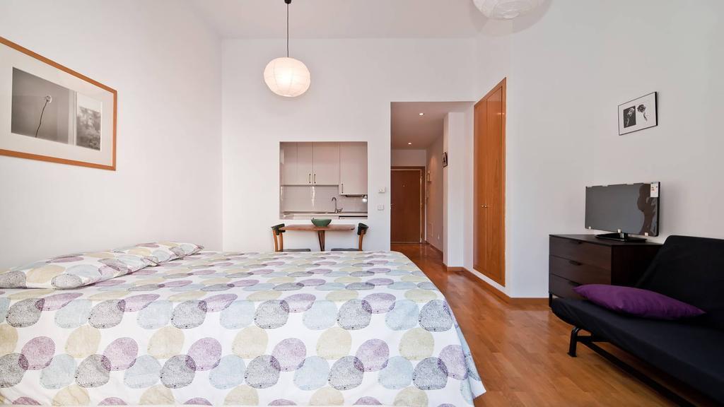 Concepcion Jeronima Apartment Madrid Bagian luar foto
